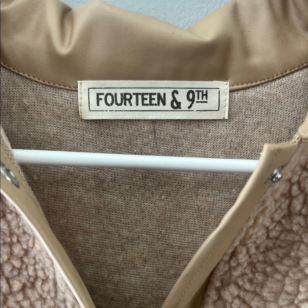Fourth & Reckless Women's Tan Teddy Jacket.   CAJA. # 3 - Picture 2 of 10